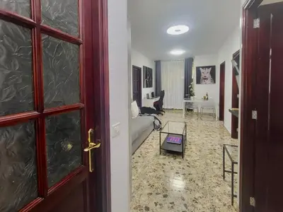 Plano de Affordable holiday accommodation for large families and groups at Las Canteras beach with 3 Bedrooms and Free Parking