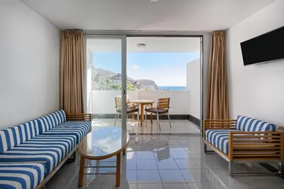 Paisaje cerca de este apartahotel