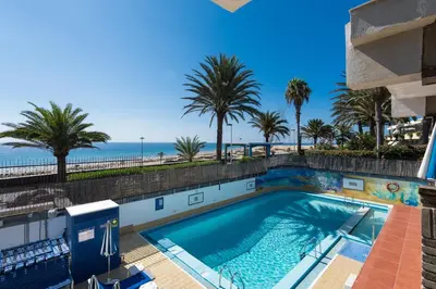 Piscina en o cerca de Apartamentos El Paseo