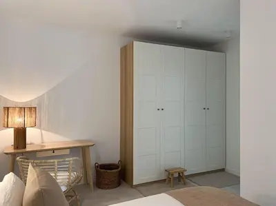 Cama o camas de una habitación en Modern Sea Front Retreat