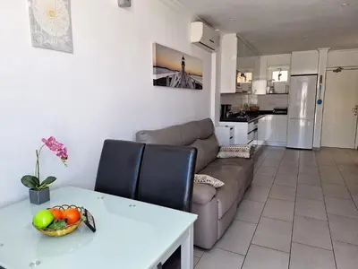 Una cocina o zona de cocina en Solaris - Refurbished, Top Floor, Sea Views