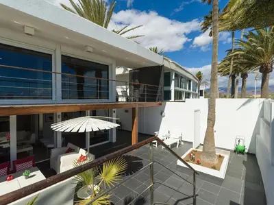 Un balcón o terraza de Oasis Villas Maspalomas