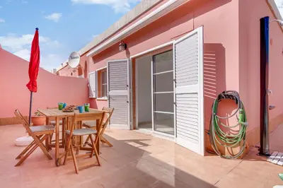 Un balcón o terraza de Home2Book Comfy Apt Puerto Rico, Pool&Terrace