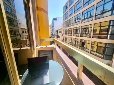 Un balcón o terraza de New big flat with balcony 50mts away from beach Parking Optional