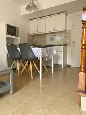 Una cocina o zona de cocina en Casa Ilian Vibbecanarias Duplex en Maspalomas