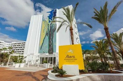 Edificio en el que se encuentra el hotel