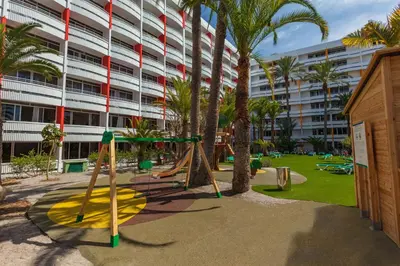 Zona de juegos infantil en Abora Buenaventura by Lopesan Hotels