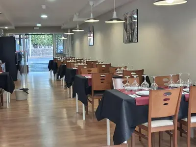 Un restaurante o sitio para comer en Las Faluas