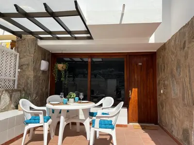 Un patio o zona al aire libre en Guayana 23 beach apartment