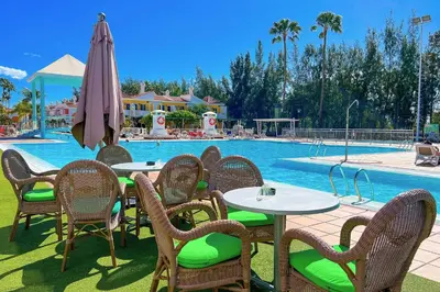 Piscina en o cerca de Bungalows Cordial Green Golf