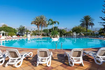 Piscina en o cerca de Bungalows Cordial Sandy Golf