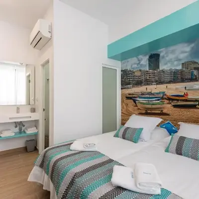 Petit Accommodation Las Canteras Premier
