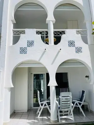 Un balcón o terraza de Bungalow Monte Golf