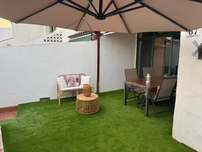 Un patio o zona al aire libre en Entire townhouse in the paradise - Gran Canaria