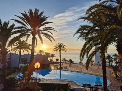Piscina en o cerca de First Beachline Maritime Deluxe with Panorama-balcony in Sun Club