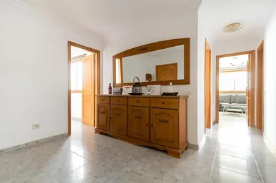 Una cocina o zona de cocina en Lovely house in Gran Canaria next to the airport