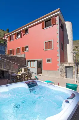 Piscina en o cerca de Villa Mogaren