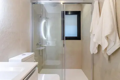 Un baño de Viriato - Wifi - AC - Terraza compartida