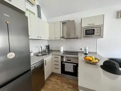 Una cocina o zona de cocina en Beach Cottage