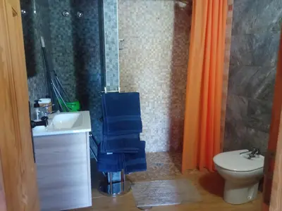 Un baño de Casona Eladio